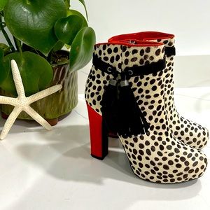 Bebe boots platform 6.5